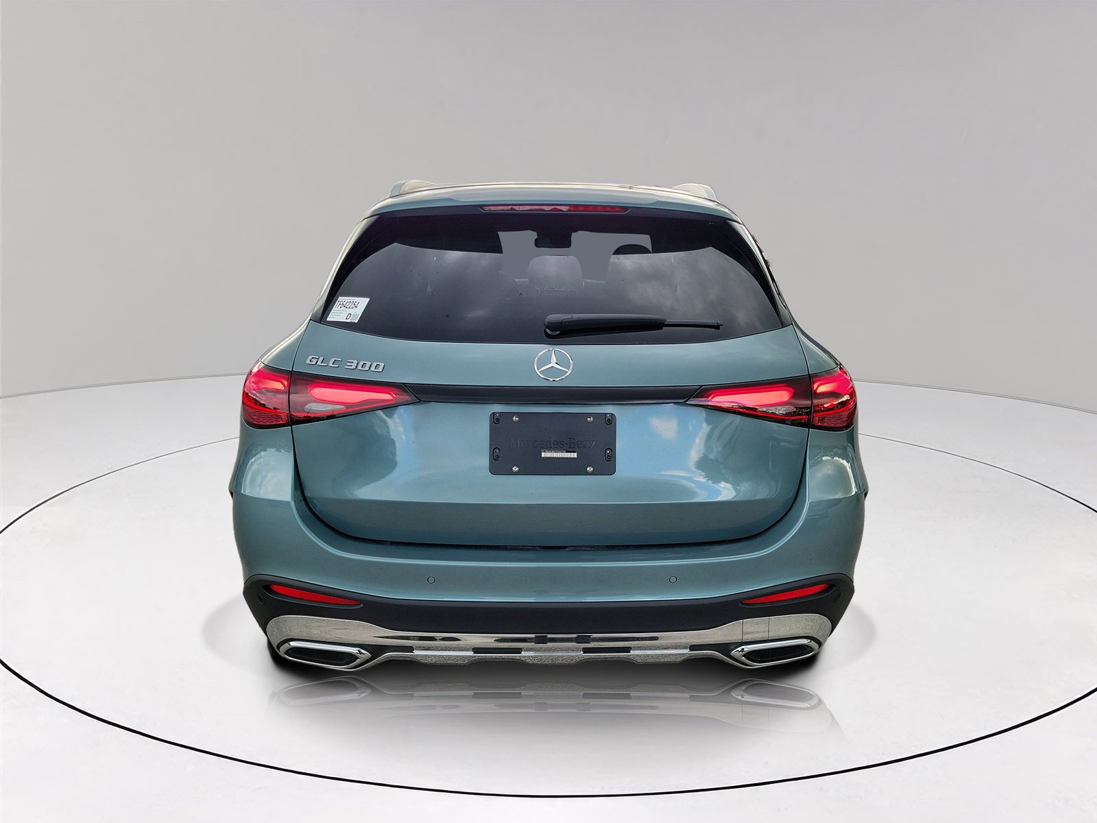 New 2026 Verde Silver Metallic Mercedes-Benz GLC 300 image 32