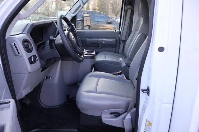 2026 Ford E-Series Cutaway Base - Photo 19