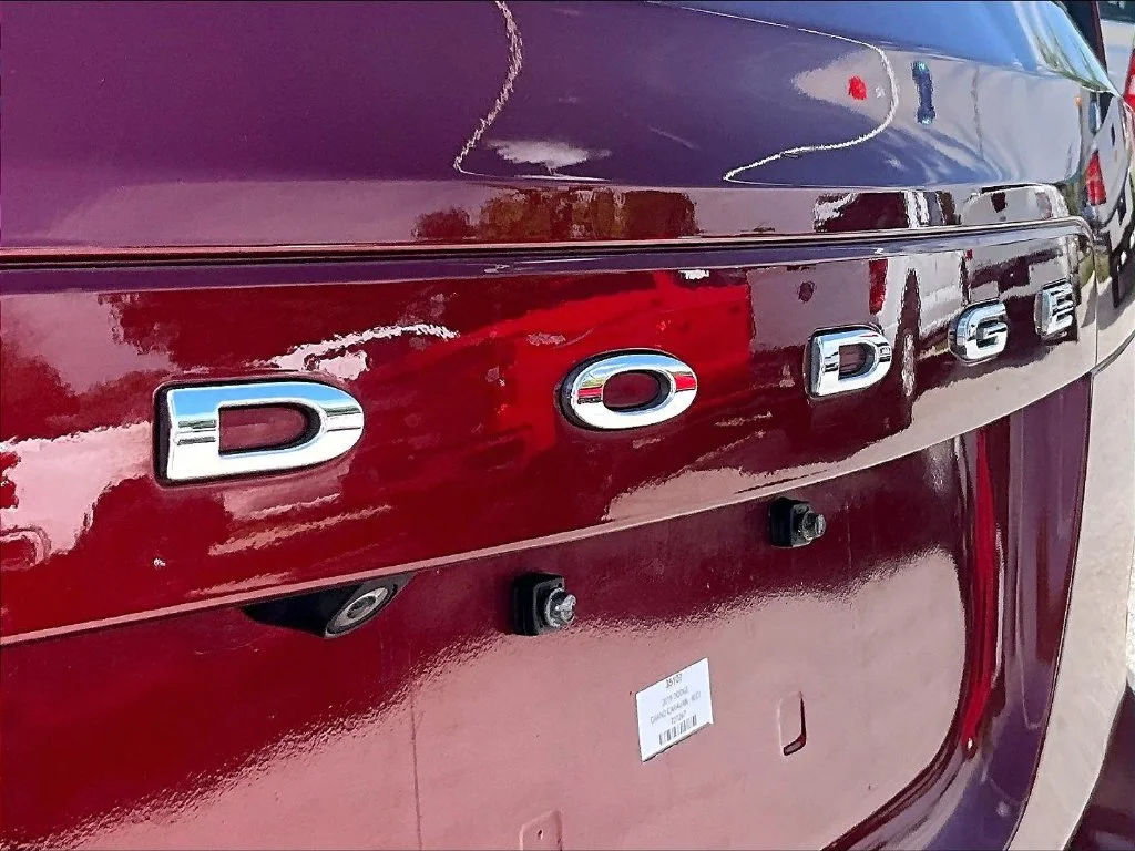 Used 2019 Red Dodge SE image 7