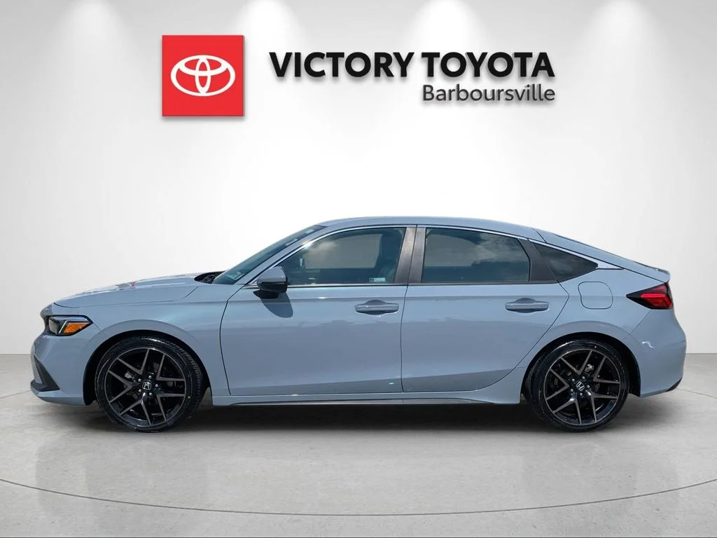 Used 2023 Beige Honda Sport Touring image 2