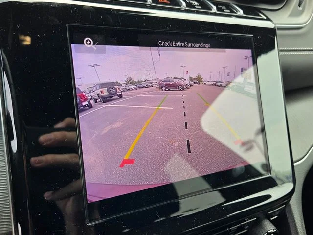 Used 2025 Red Jeep Altitude image 19