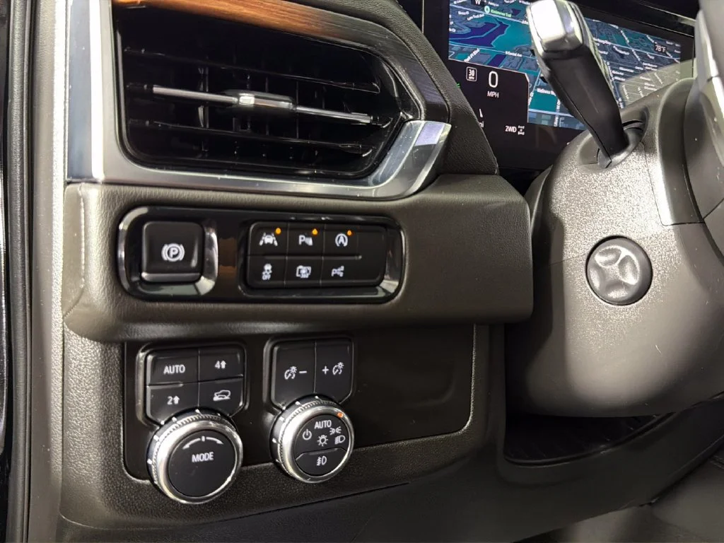 Certified Used 2025 Onyx Black GMC Denali image 20