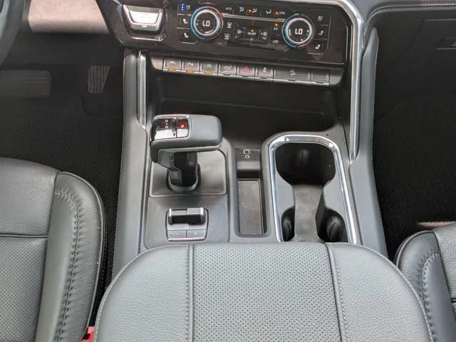 Used 2025 Onyx Black GMC Denali image 19