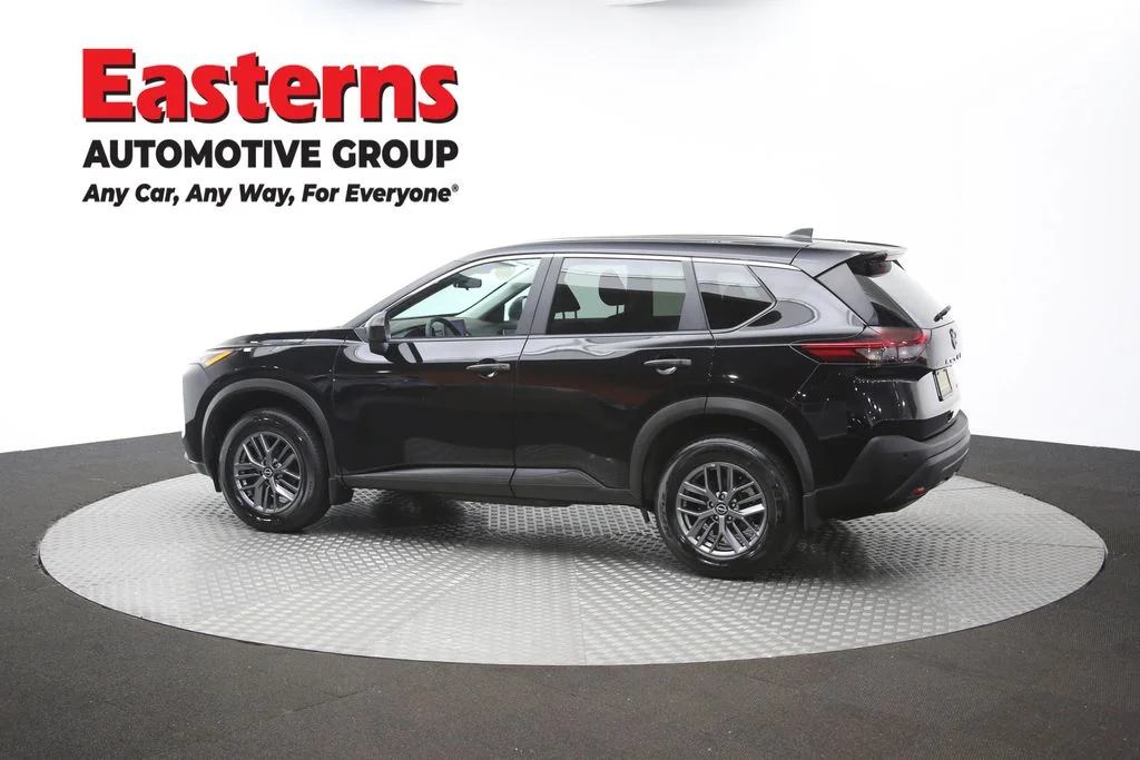 Used 2023 Black Nissan S image 60