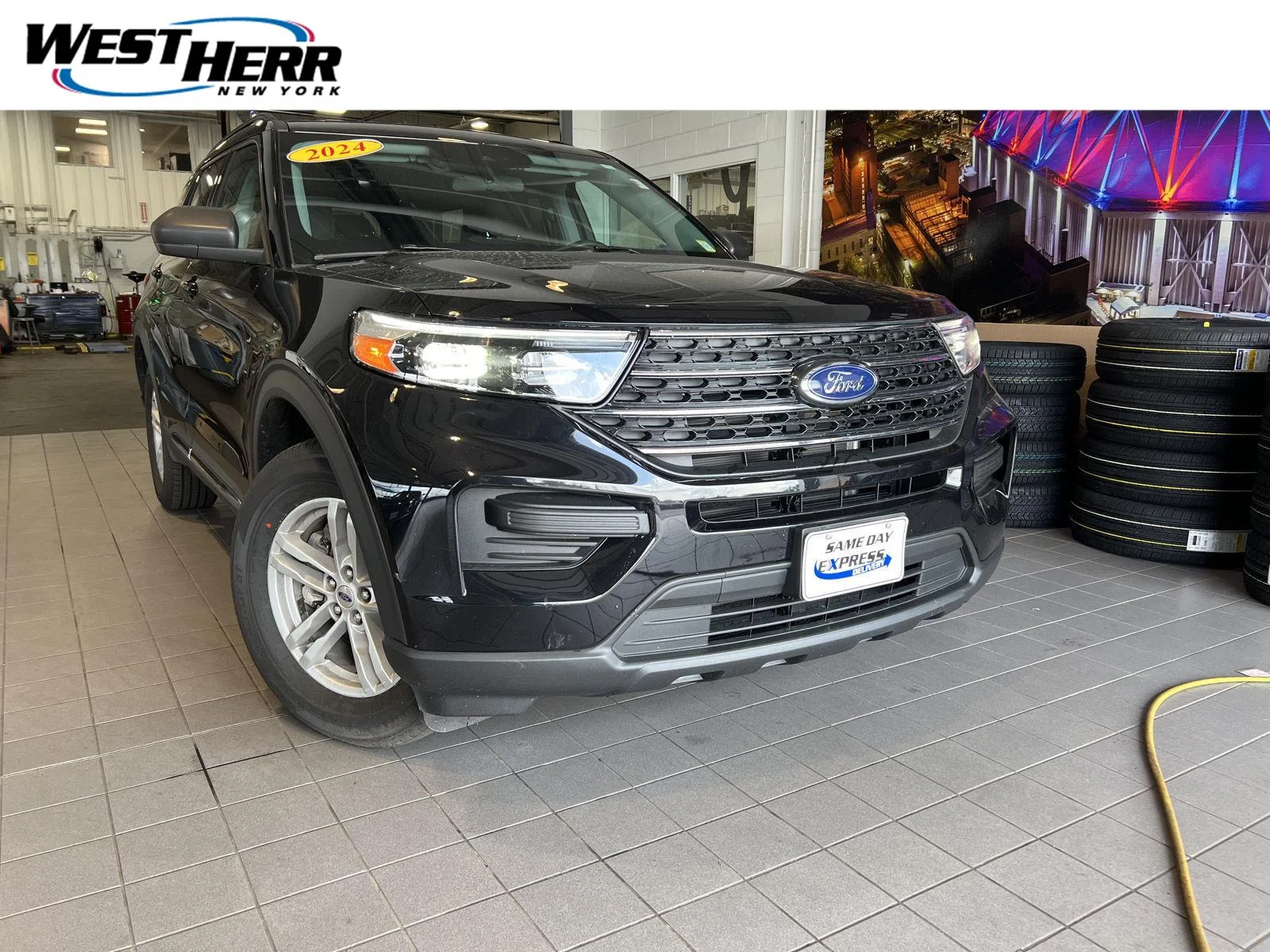 Used 2024 Agate Black Ford XLT image 1
