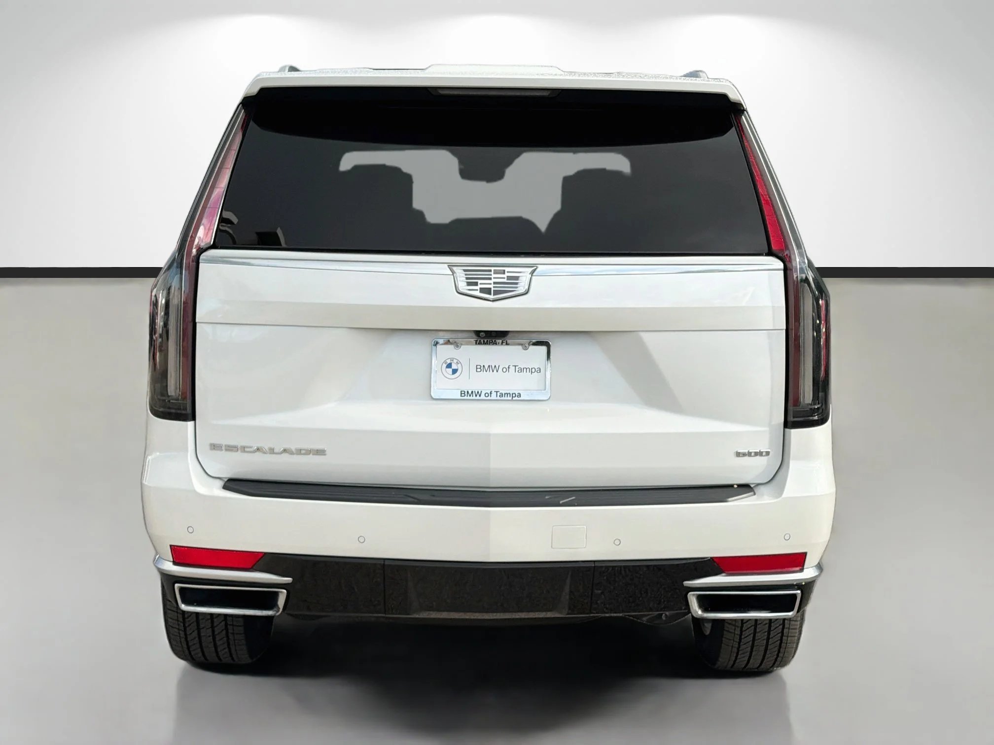 Used 2023 Crystal White Tricoat Cadillac 4WD Premium Luxury image 4