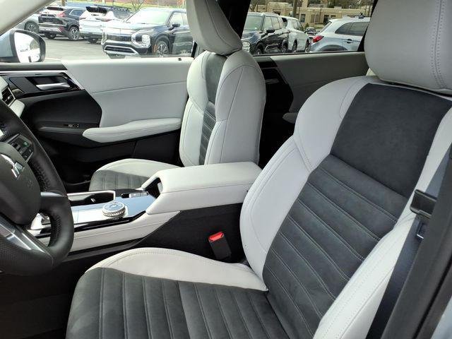 2026 Mitsubishi Outlander SE - Photo 5