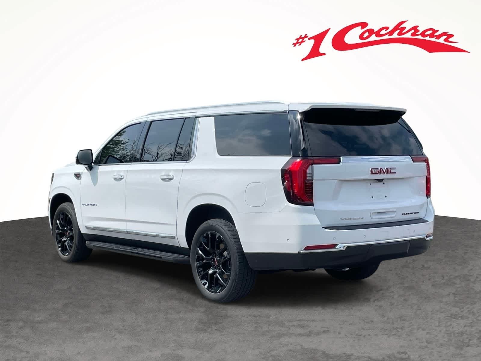 Used 2025 Summit White GMC Elevation image 9