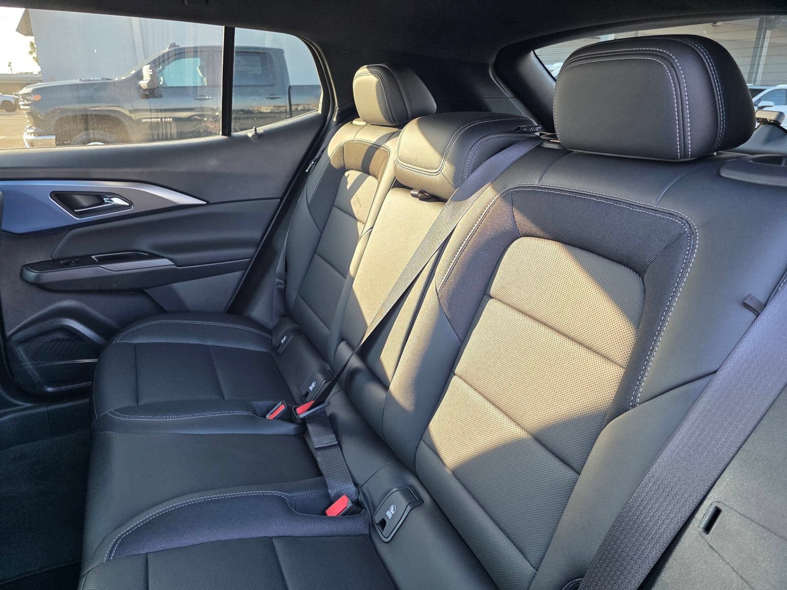 2026 Chevrolet Equinox EV 2LT - Photo 14