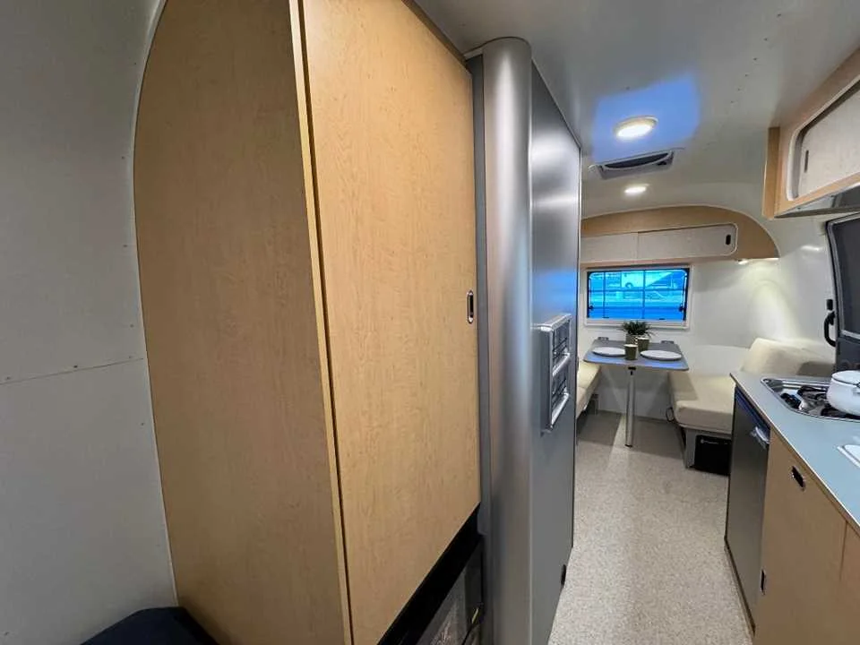 New 2026 SILVER AIRSTREAM  image 37