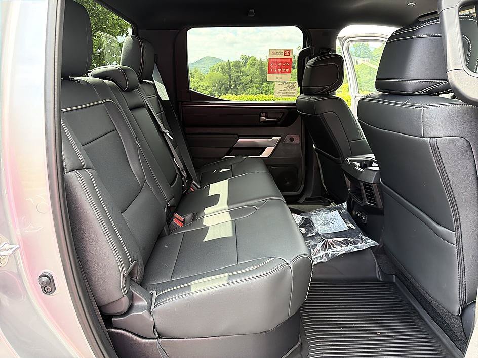 2026 Toyota Tundra SR5 - Photo 20