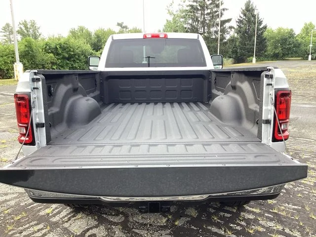 New 2026 Silver Ram TRADESMAN REGULAR CAB 4X4 8