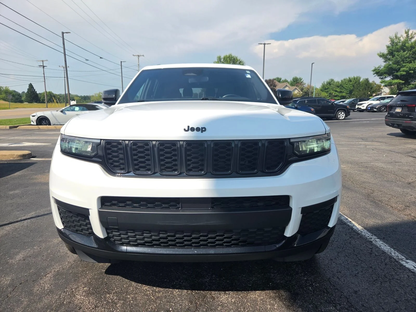 Used 2021 Bright White Clearcoat Jeep Altitude image 13
