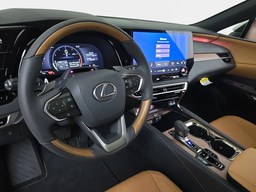 New 2026 Eminent White Pearl Lexus PREMIUM PLUS image 16