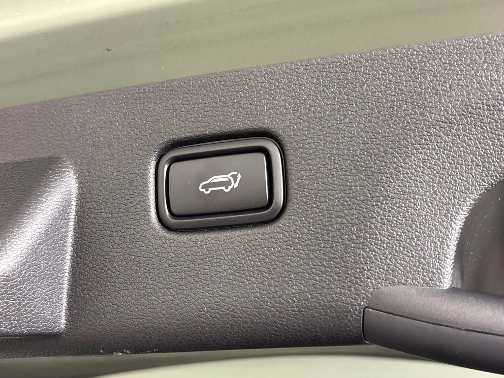 Used 2023 Green Kia X-Line image 22