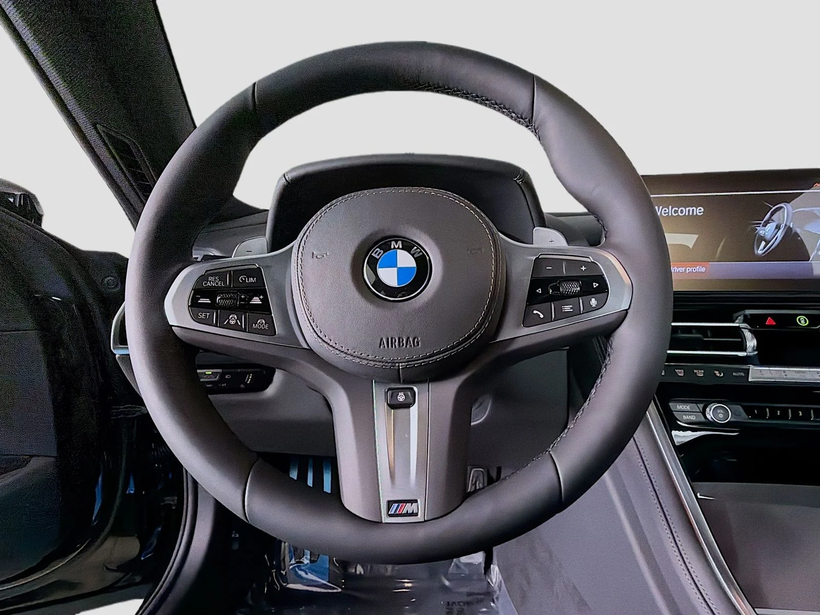 New 2026 Black Sapphire Metallic BMW 840i Gran Coupe image 11