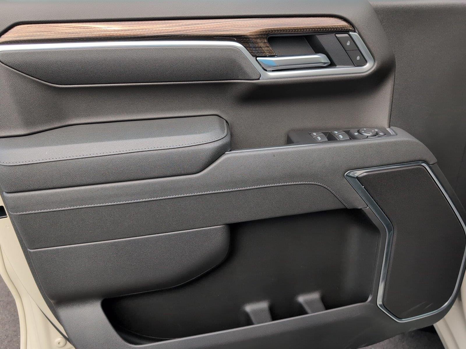2026 Chevrolet Silverado 1500 RST - Photo 14