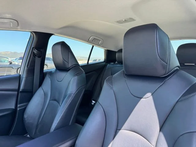 Used 2018 Silver Toyota Four image 18
