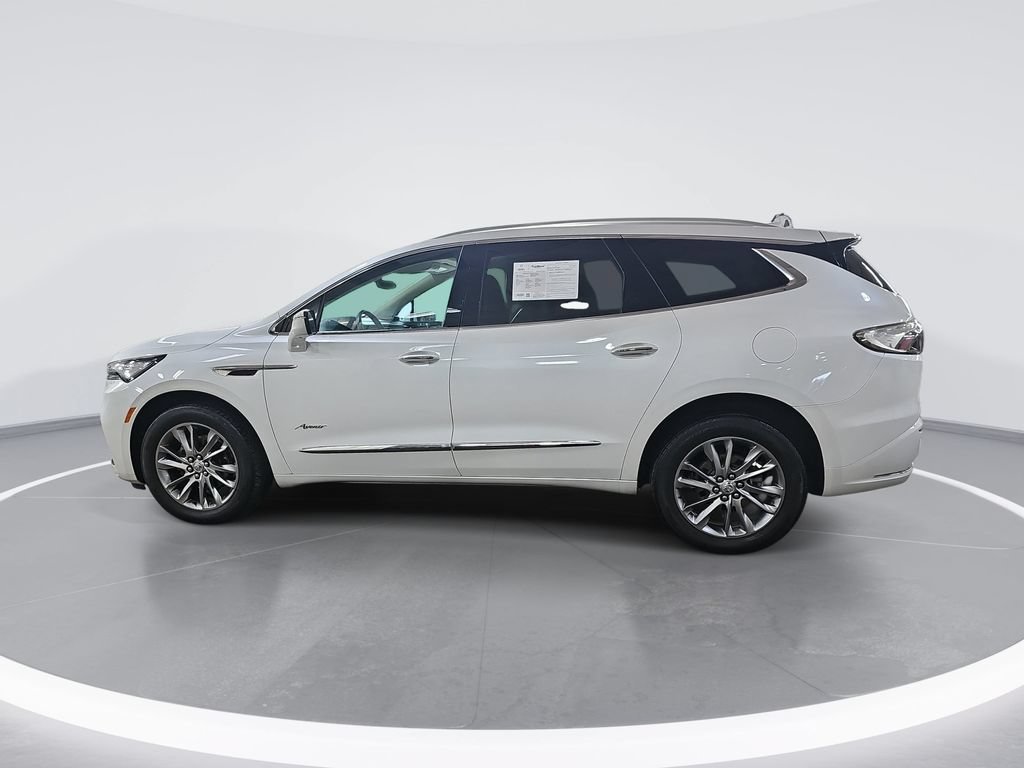 Used 2023 WHITE FROST TRICOAT Buick Avenir image 7