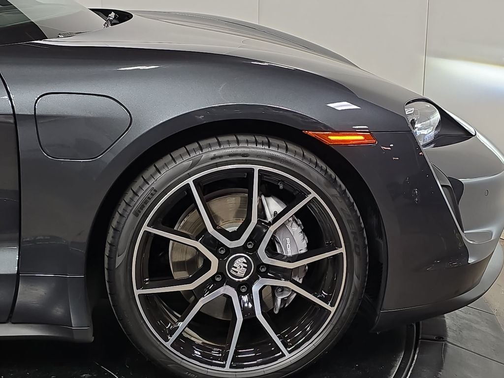 Certified Used 2023 Gray Porsche  image 11