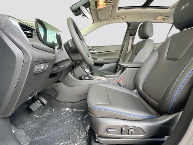 2026 Buick Encore GX Sport Touring - Photo 15