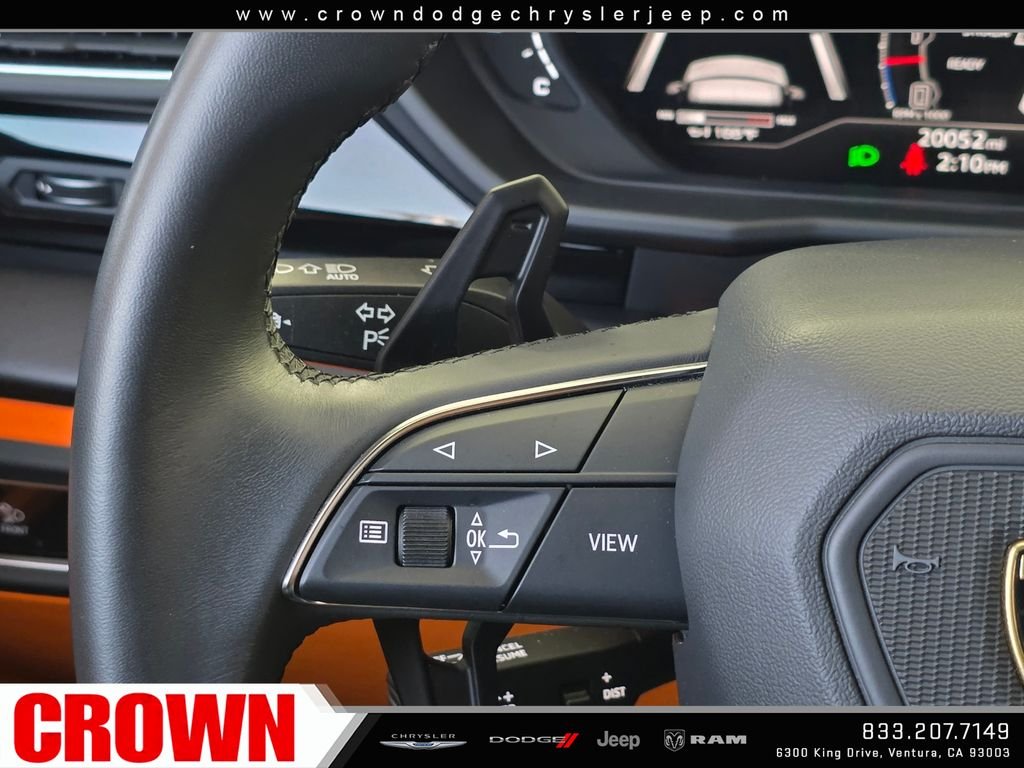 Used 2024  Lamborghini S image 45