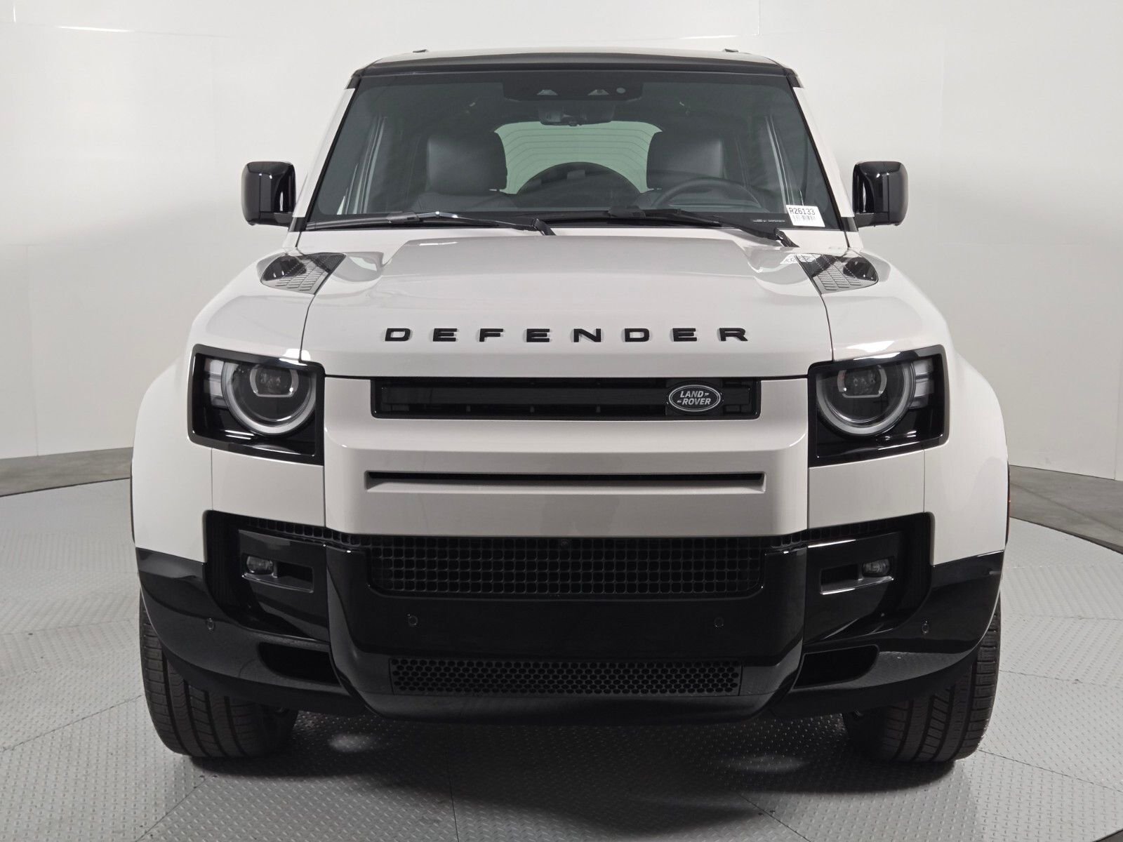 2026 Land Rover Defender X-Dynamic SE - Photo 8