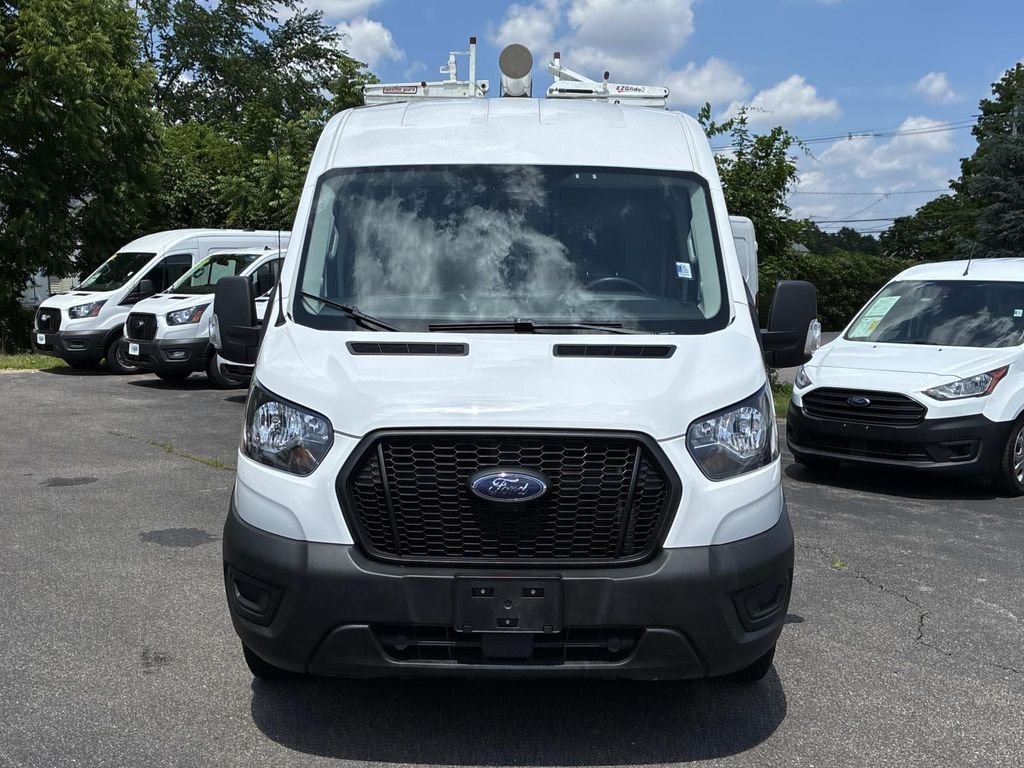 Used 2023 White Ford Base image 2