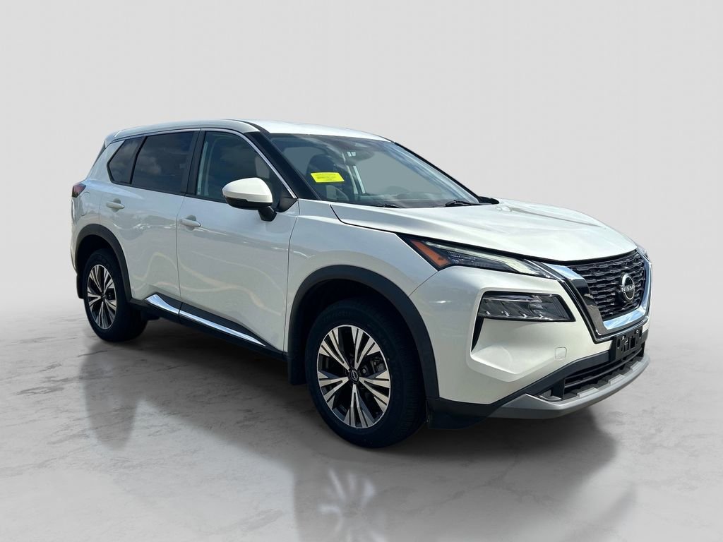 Used 2022 White Nissan SV image 8