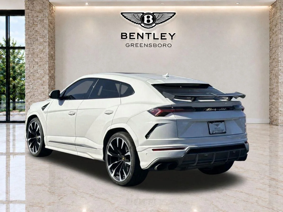Used 2021 BALLOON WHITE PEARL LAMBORGHINI  image 3