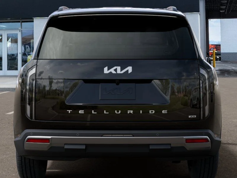 New 2027 Black Kia S image 13