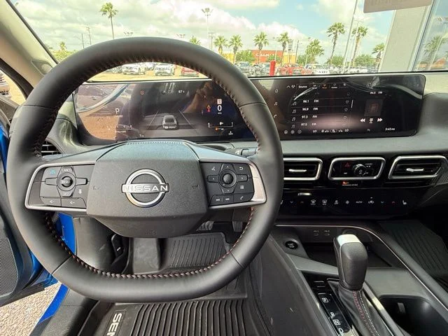 New 2026 Bluestone Pearl / Super Black Two-tone Nissan SR image 10