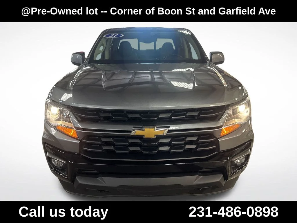 Used 2021 Gray Chevrolet LT image 8