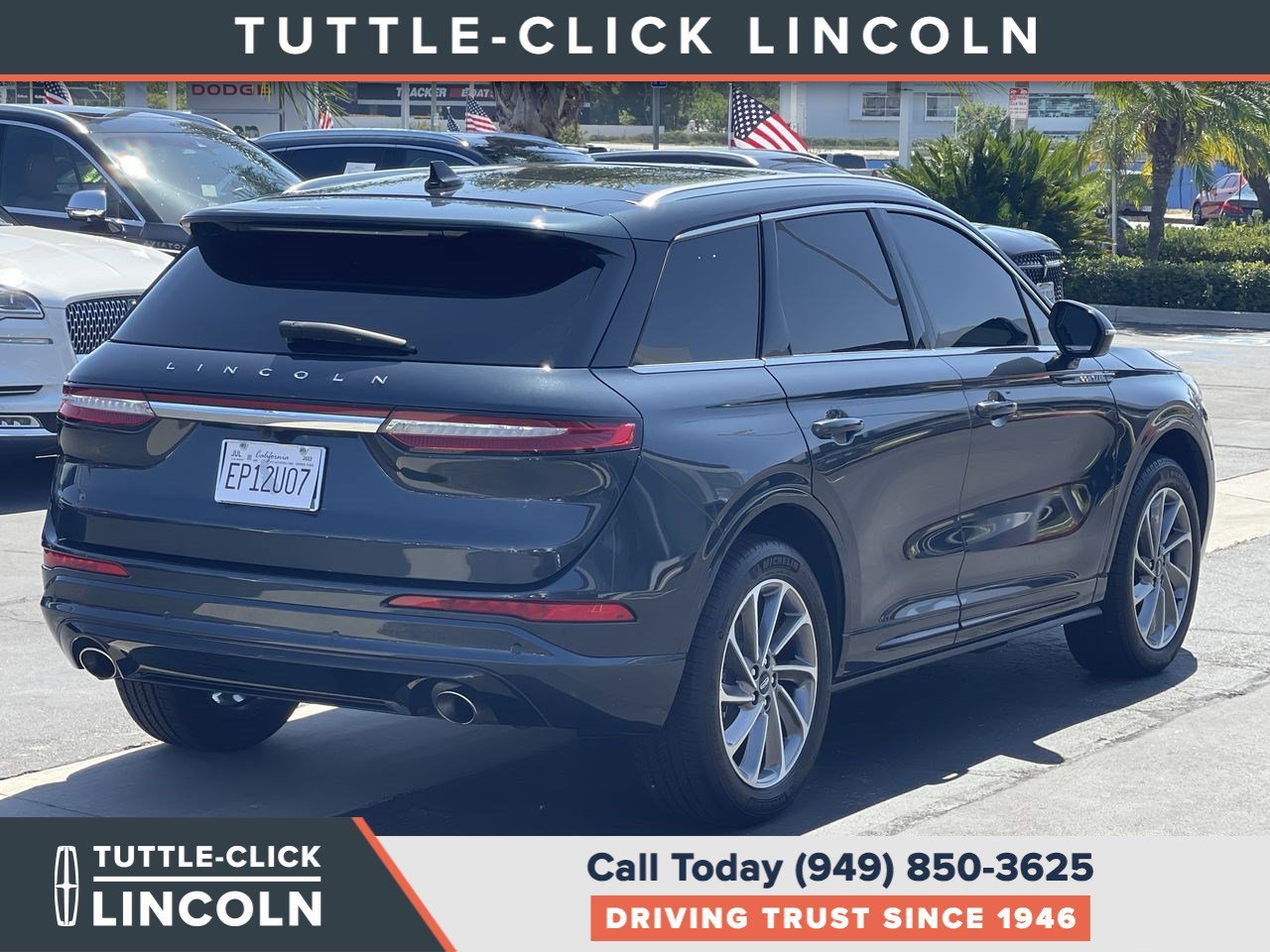 Certified Used 2022 Flight Blue Lincoln Grand Touring image 6