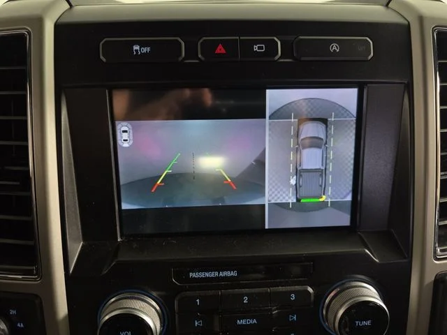 Used 2019 Oxford White Ford Lariat image 16
