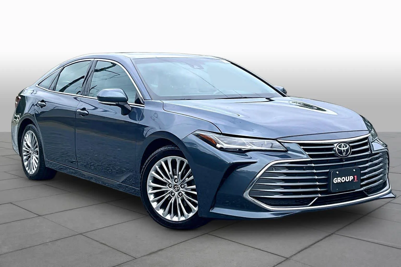 Certified Used 2019 Harbor Gray Metallic Toyota Limited image 3