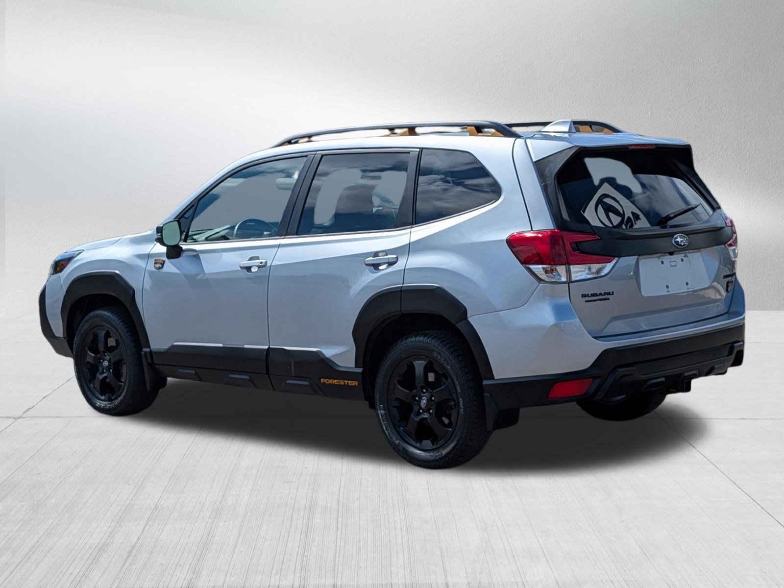 Used 2023 Ice Silver Metallic Subaru Wilderness image 5