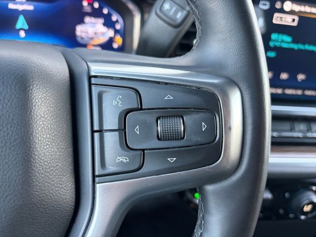 Used 2025 Summit White Chevrolet LT image 8