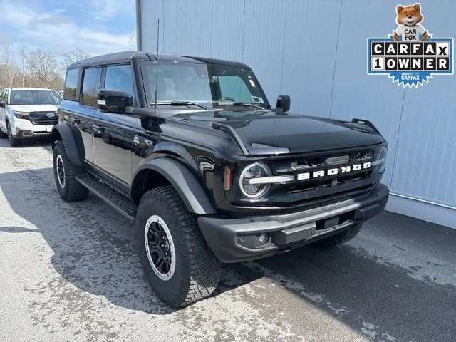 2023 Ford Bronco Outer Banks 4x4's photo