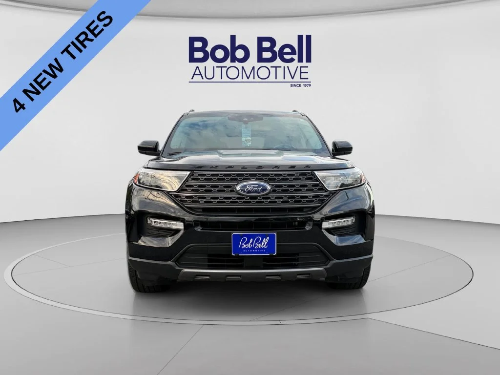 Used 2022 Black Metallic Ford XLT image 2