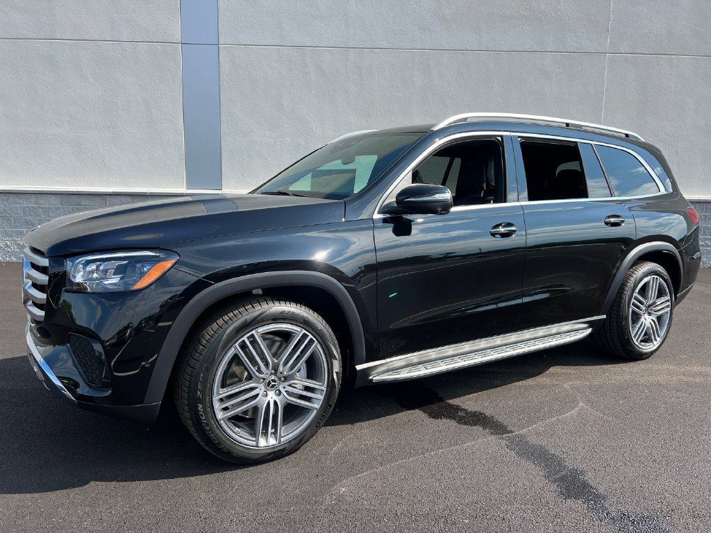 New 2026 Obsidian Black Metallic Mercedes-Benz GLS 450 image 39