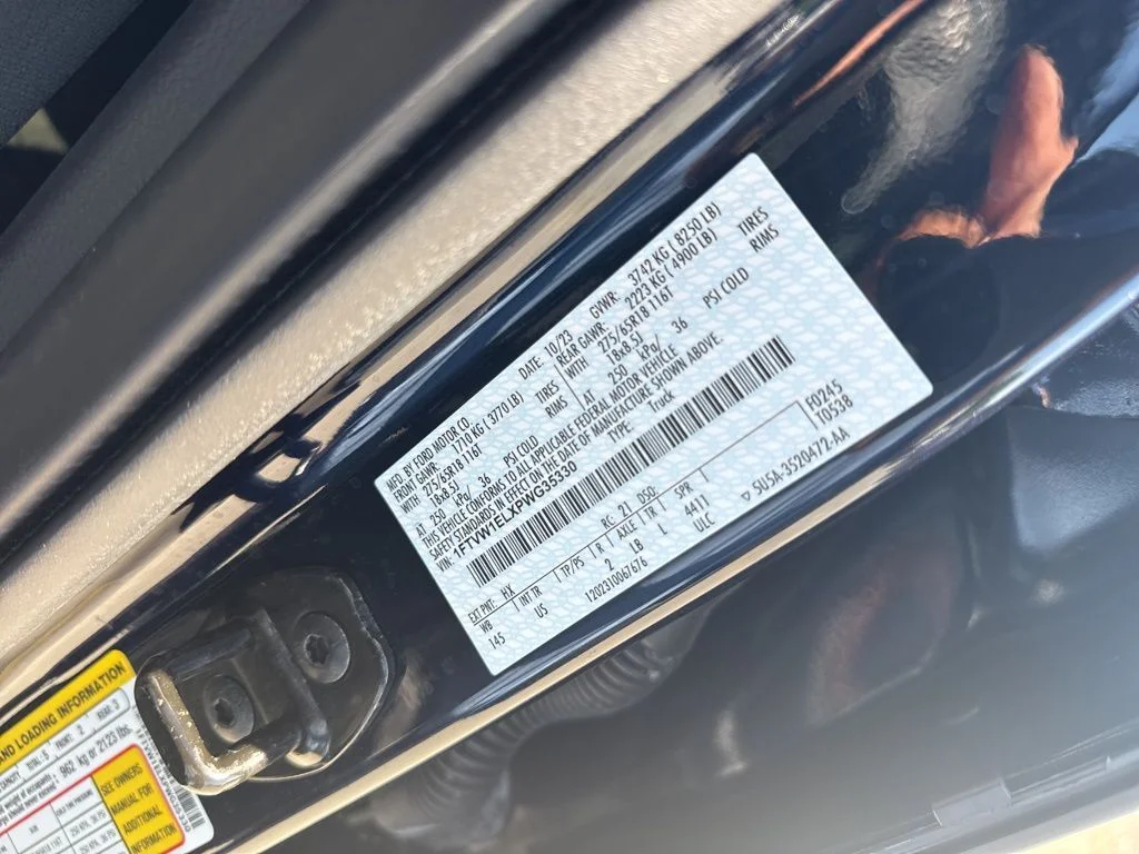 Used 2023 Blue Ford XLT image 37