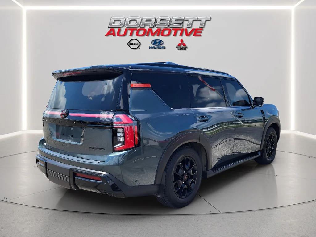 Used 2025 Alpine Metallic/Super Black Nissan PRO-4X image 6
