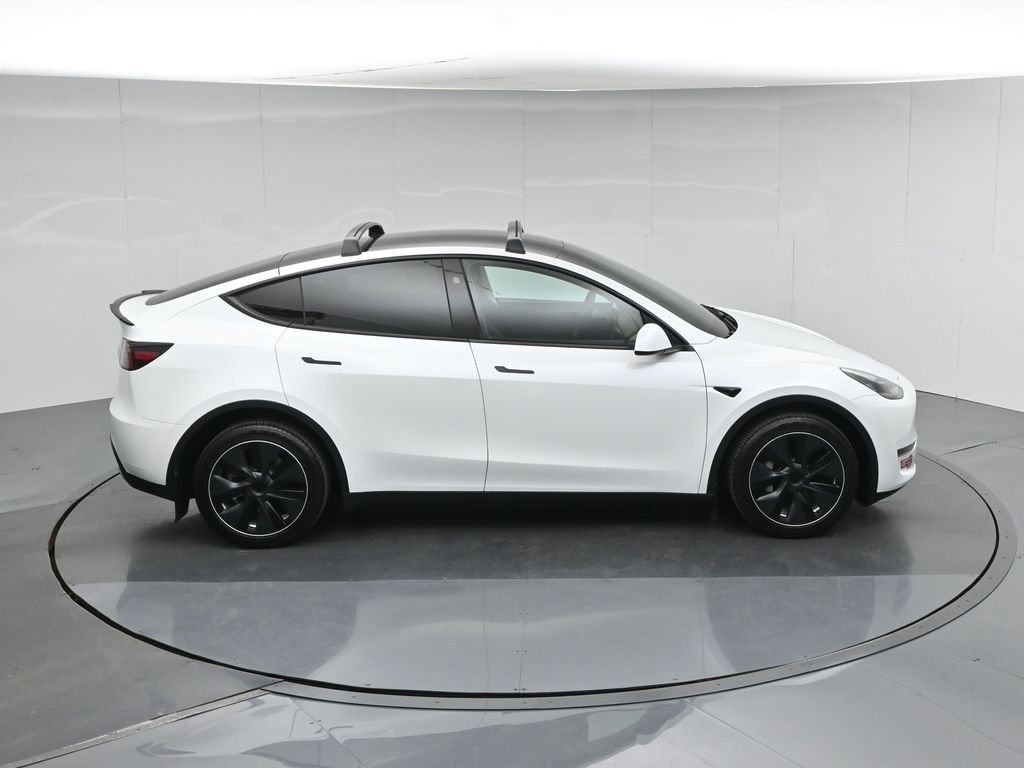 Used 2023 White Tesla Long Range image 36