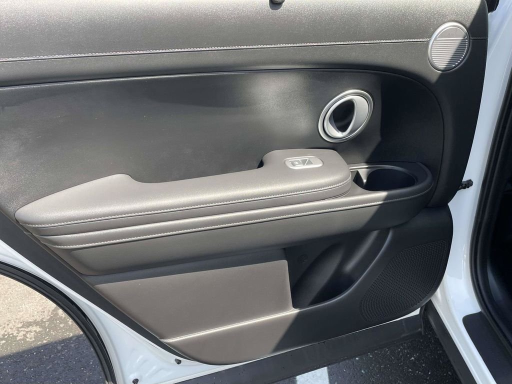 Used 2026 White Hyundai SEL image 12