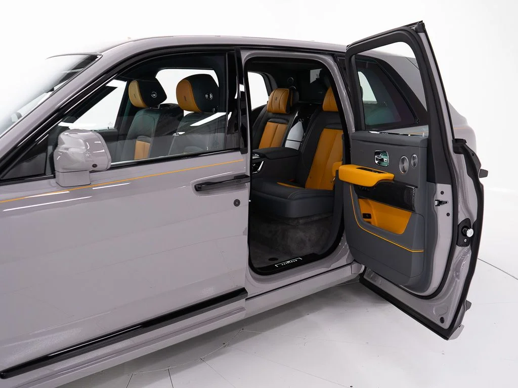 New 2027 Tempest Grey Rolls-Royce Black Badge image 21