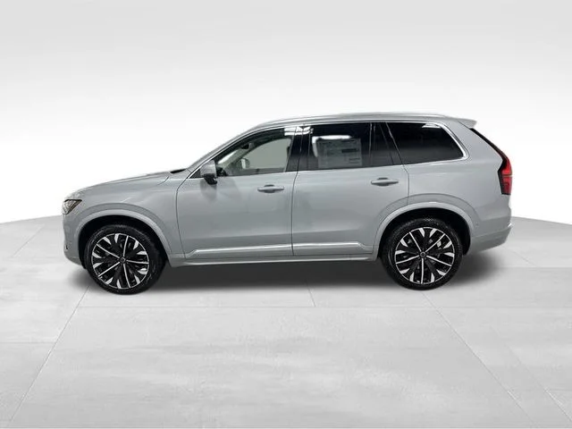 2026 Volvo XC90 Plus - Photo 10