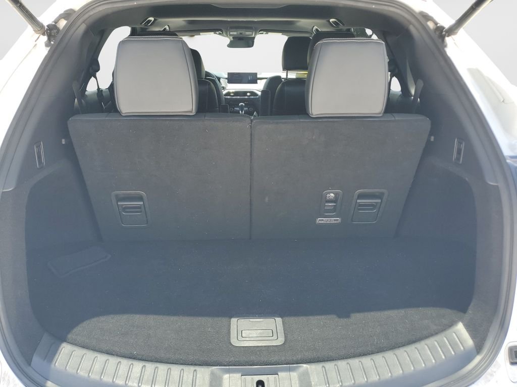 Used 2021 White Mazda Grand Touring image 9