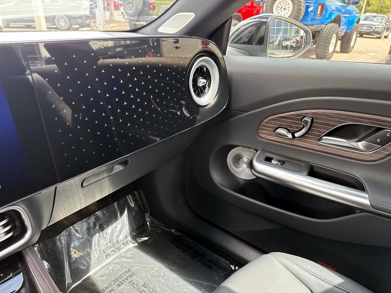 New 2027  Mercedes-Benz 220 Hybrid FWD image 24