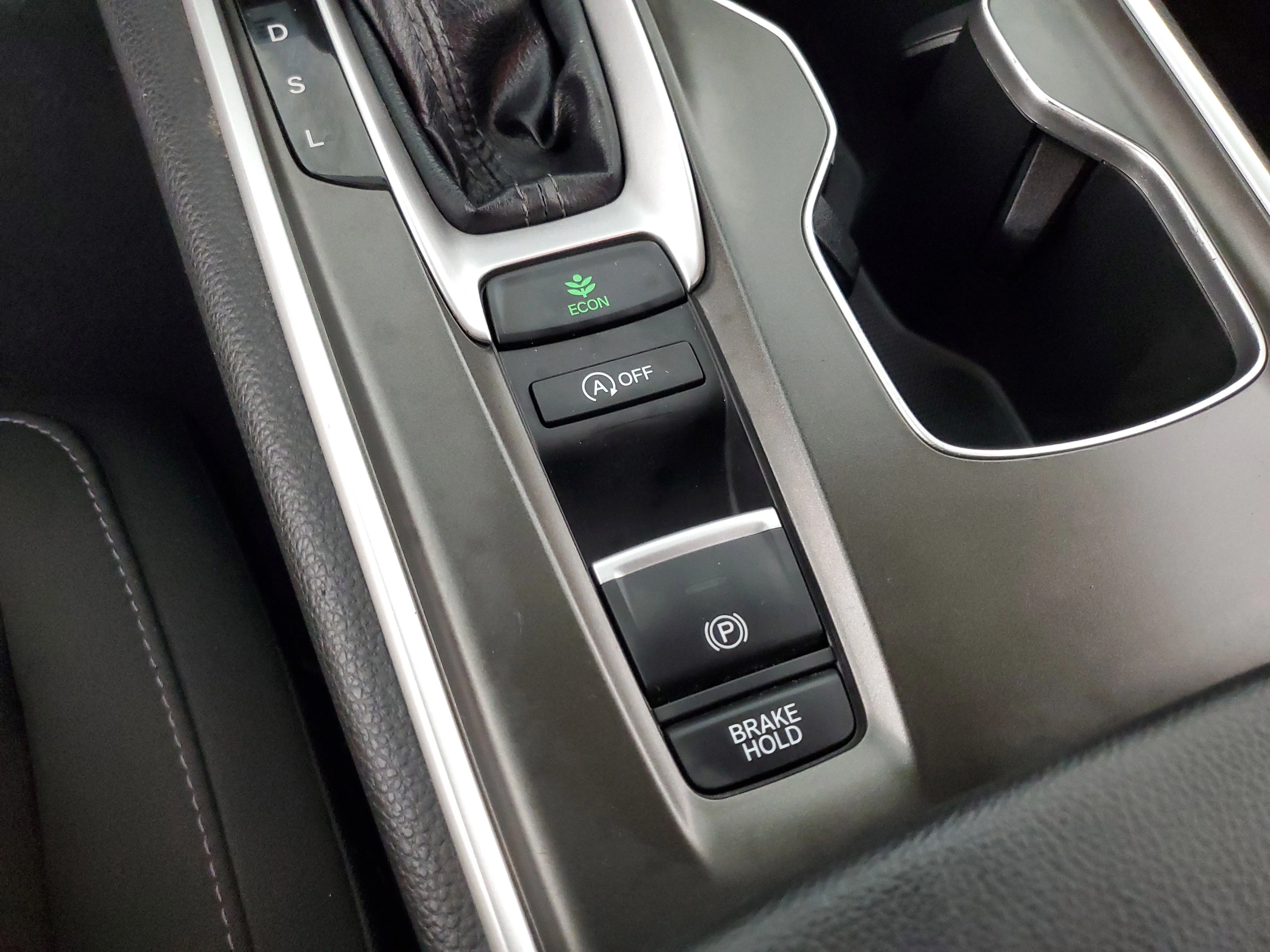 2022 Honda Accord LX - Photo 17